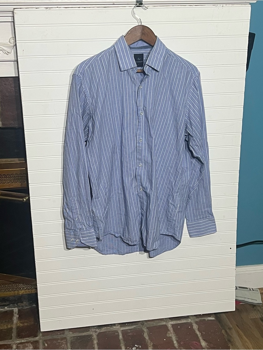 Tailorbyrd Blue and White Striped Dress Shirt Size Large